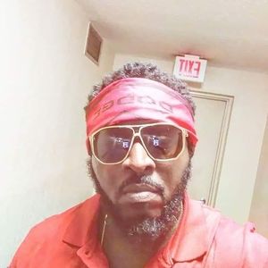 Meet your Posher, Evans